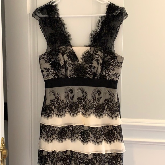 Tadashi Shoji Dresses & Skirts - Tadashi Black and White Cocktail Dress!